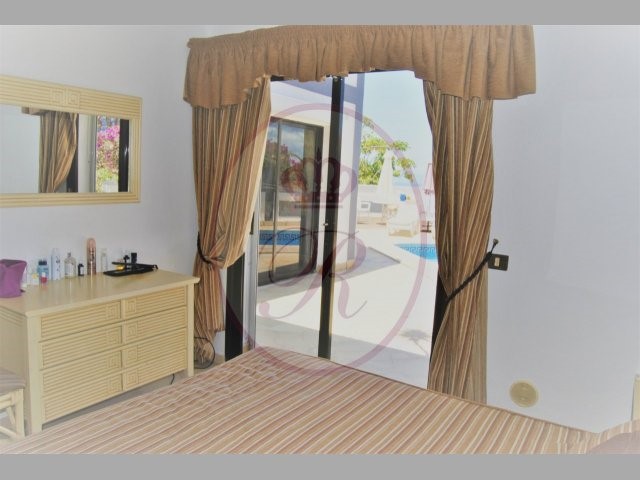 3 bed villa for sale in Club I, Los Gigantes