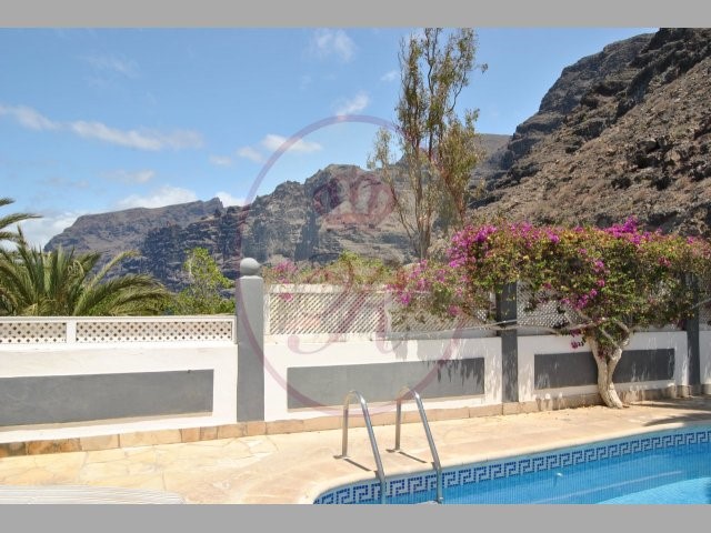 3 bed villa for sale in Club I, Los Gigantes