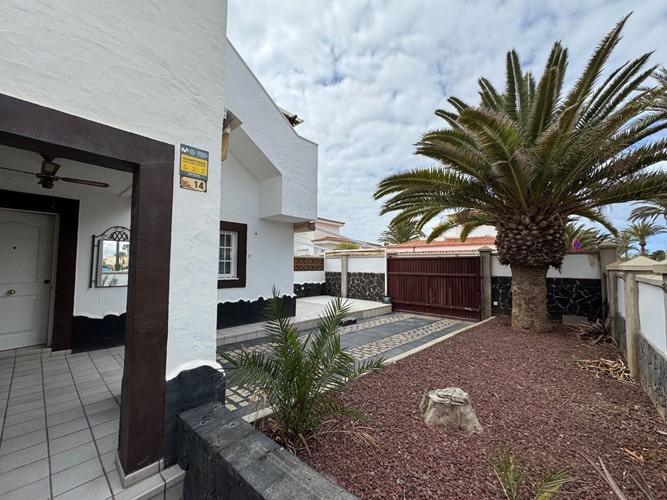 1 bed apartment for sale in Arona