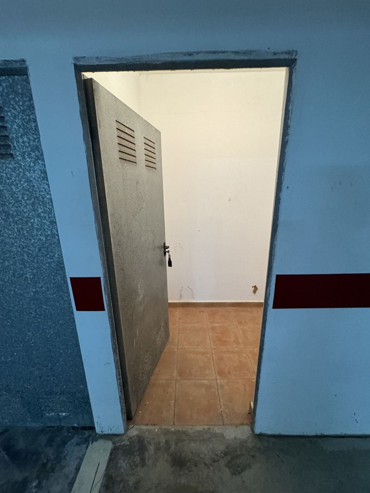 Garage for sale in Costa del Silencio