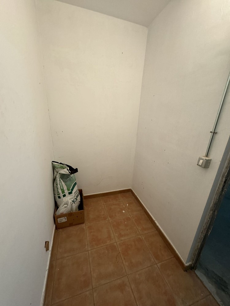 Garage for sale in Costa del Silencio