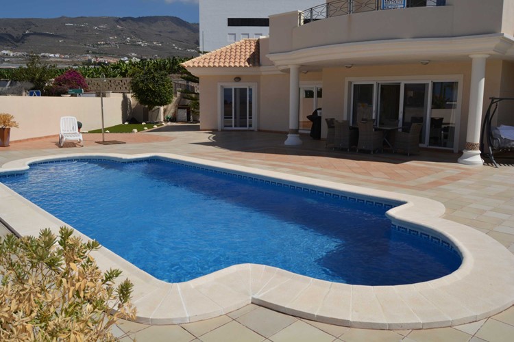3 bed villa for sale in Playa Paraiso, Playa Paraiso