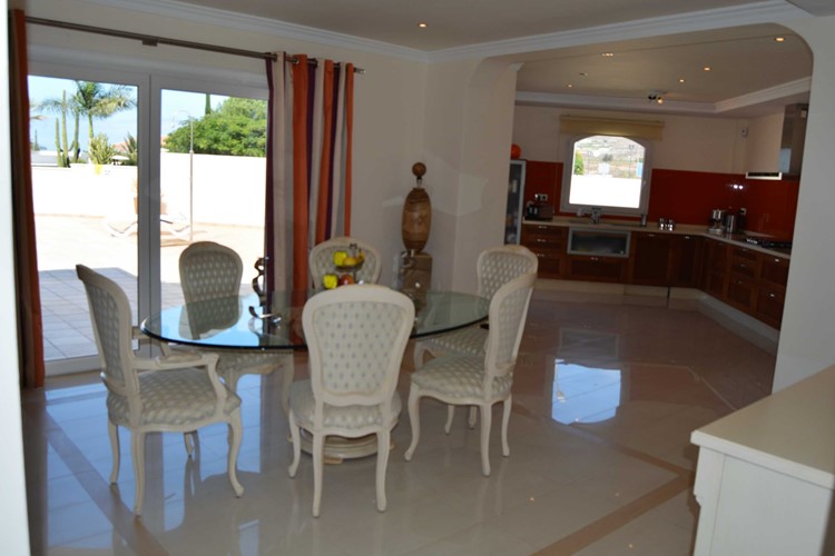 3 bed villa for sale in Playa Paraiso, Playa Paraiso