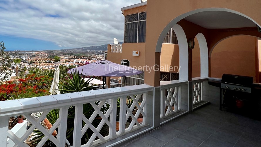 2 bed villa for sale in Ocean View, San Eugenio Alto