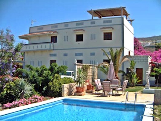 10 Bed Villa For Sale in Adeje Town