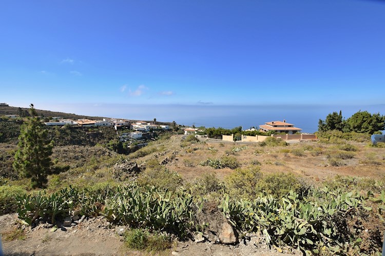 3 bed townhouse for sale in Taucho