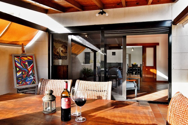5 bed townhouse for sale in El Galeon