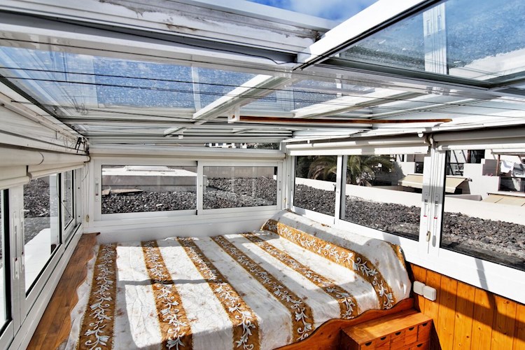 5 bed townhouse for sale in El Galeon
