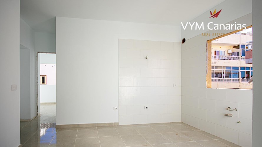 7 bed commercial property for sale in Arona