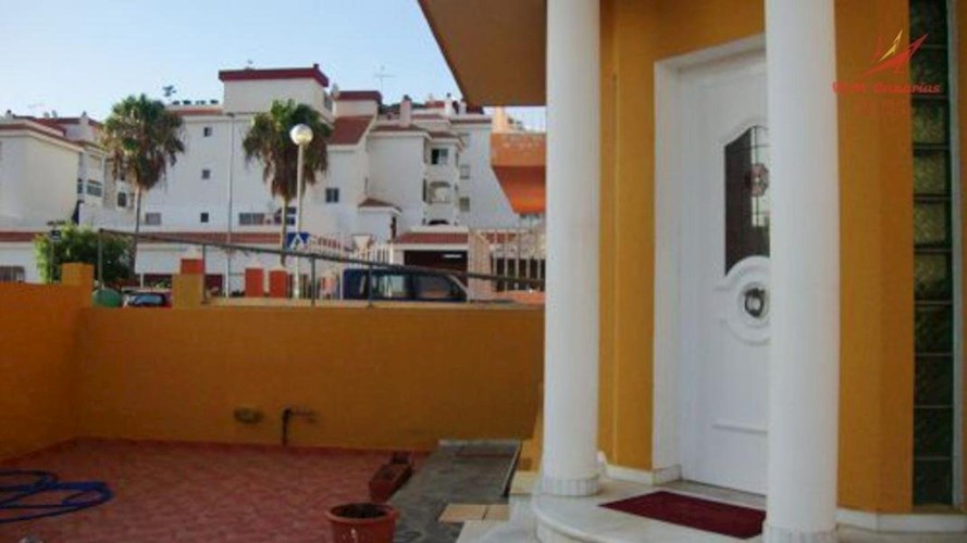 5 bed villa for sale in Parque de la Reina