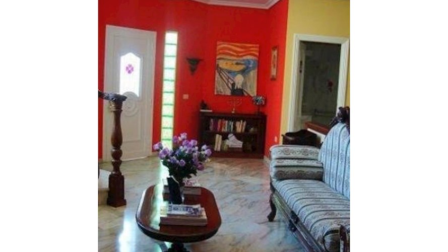 5 bed villa for sale in Parque de la Reina