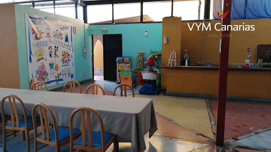 Commercial Property for sale in Buzanada