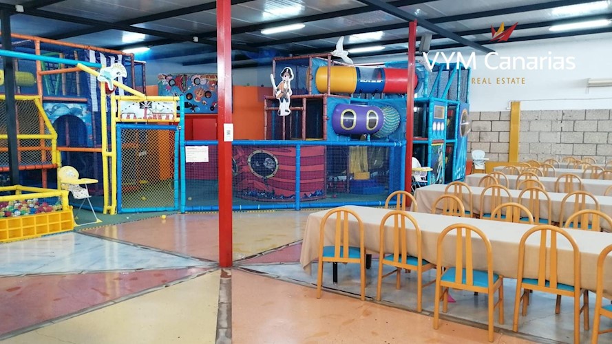 Commercial Property for sale in Buzanada