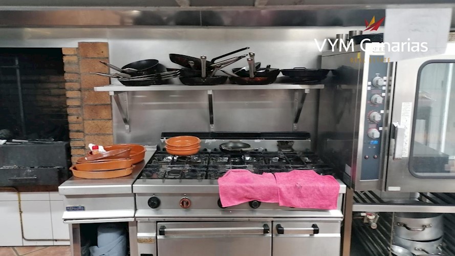 Commercial Property for sale in Buzanada