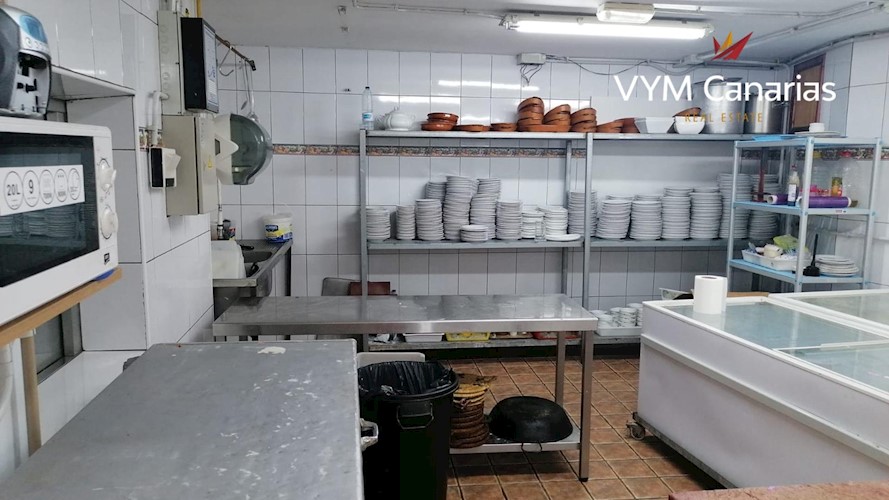 Commercial Property for sale in Buzanada