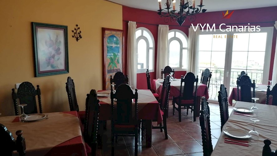 Commercial Property for sale in Buzanada