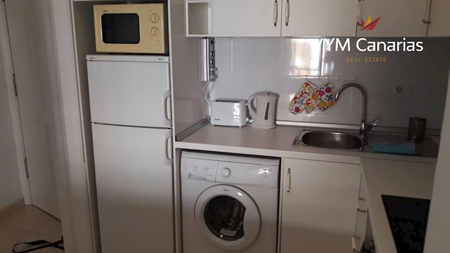 1 bed apartment for sale in Callao Salvaje