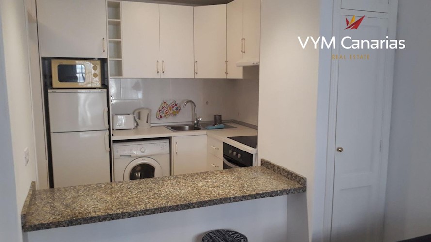 1 bed apartment for sale in Callao Salvaje