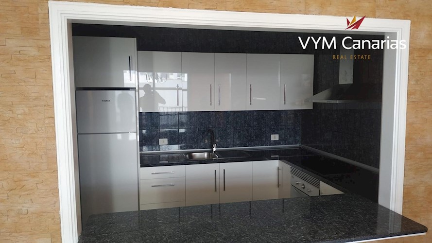 3 bed apartment for sale in Playa San Juan