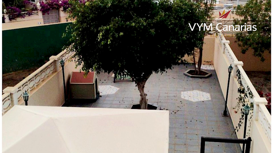 3 bed townhouse for sale in Roque del Conde