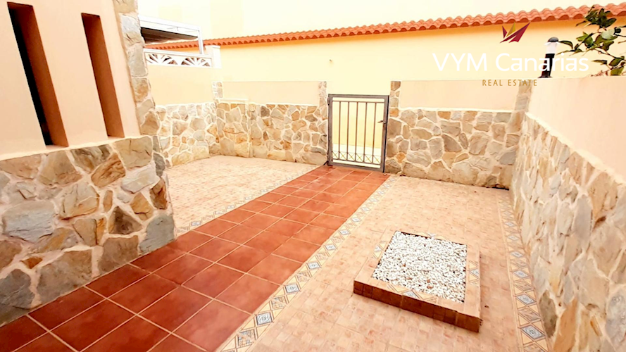 3 bed townhouse for sale in Roque del Conde