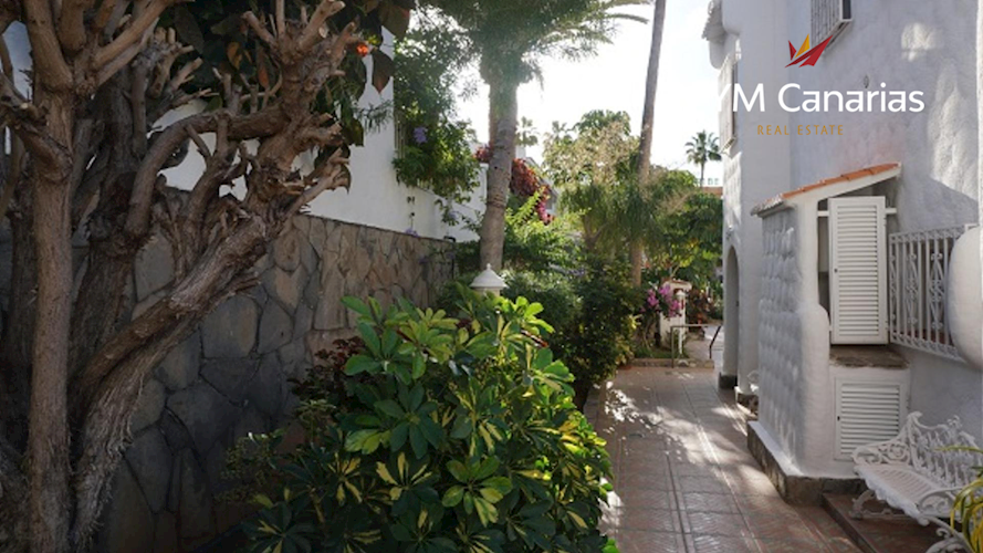 2 bed townhouse for sale in Las Americas