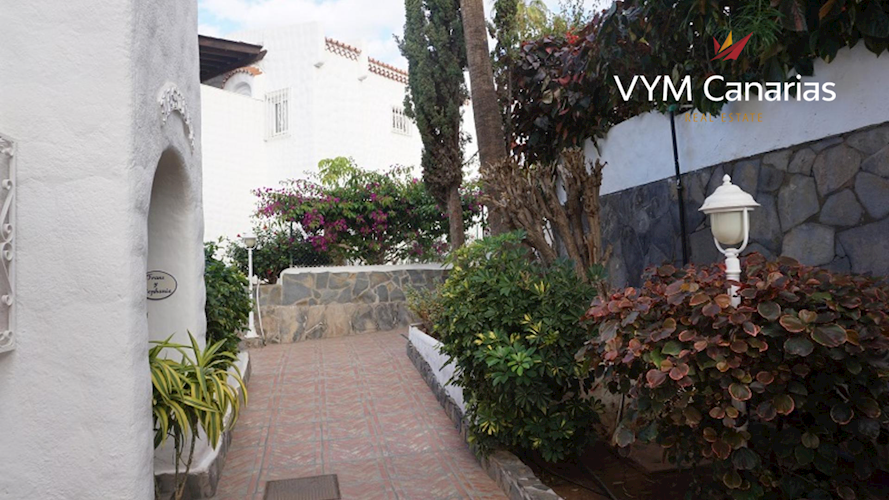 2 bed townhouse for sale in Las Americas