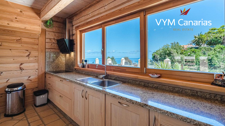 4 bed villa for sale in El Sauzal