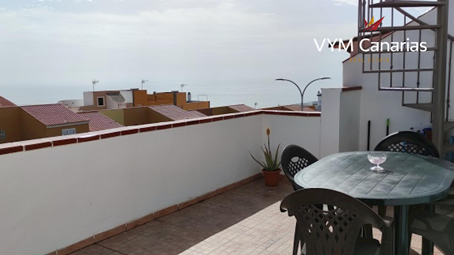 5 bed villa for sale in Piedra Hincada