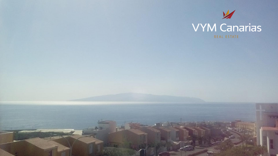 5 bed villa for sale in Piedra Hincada