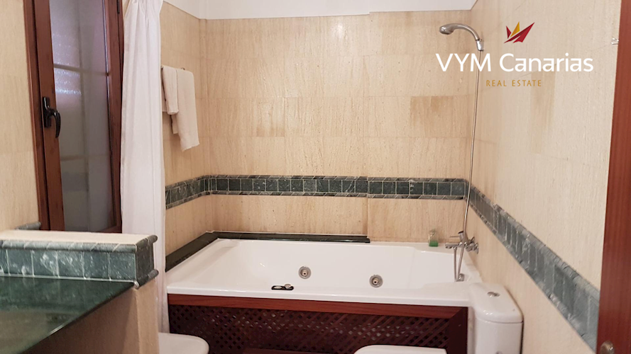 3 bed townhouse for sale in Balcon del Duque, El Duque