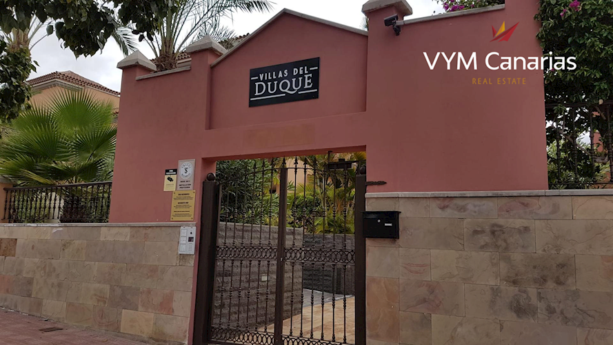 3 bed townhouse for sale in Balcon del Duque, El Duque