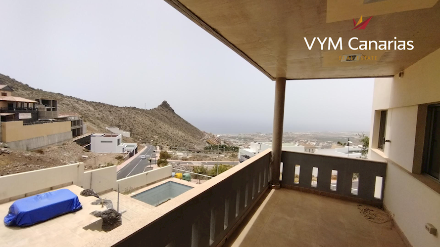 3 bed villa for sale in Santa Cruz de Tenerife