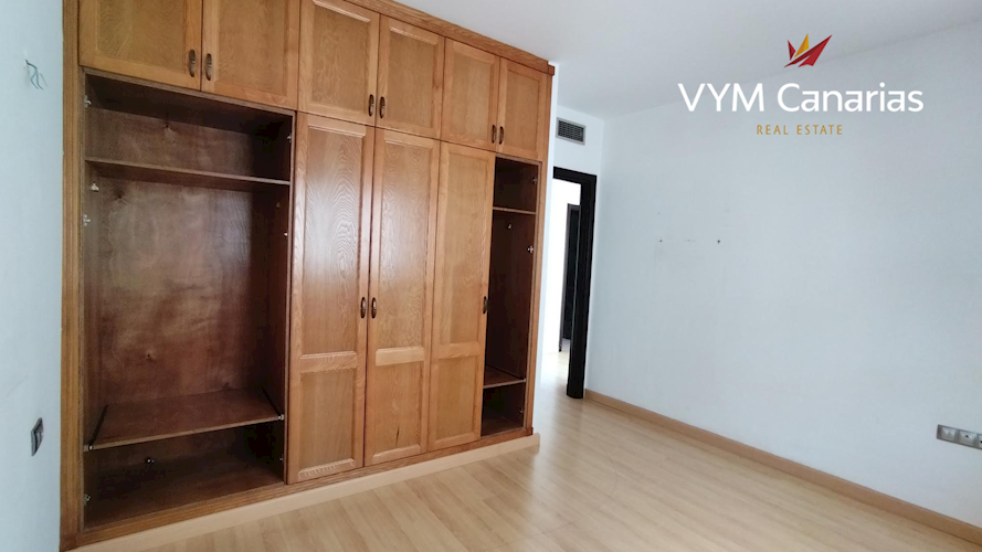 3 bed villa for sale in Santa Cruz de Tenerife