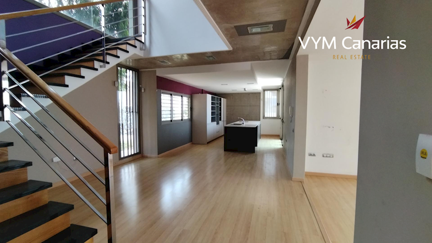 3 bed villa for sale in Santa Cruz de Tenerife