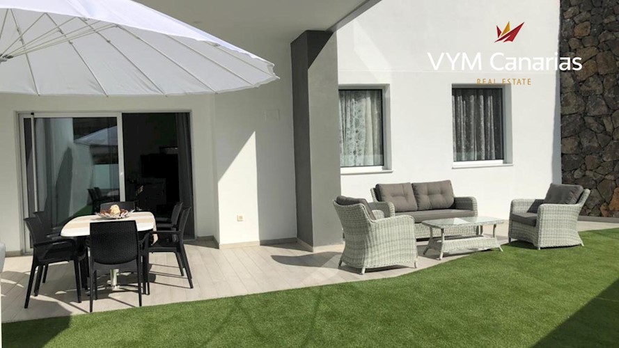 2 bed apartment for sale in Playa Paraiso