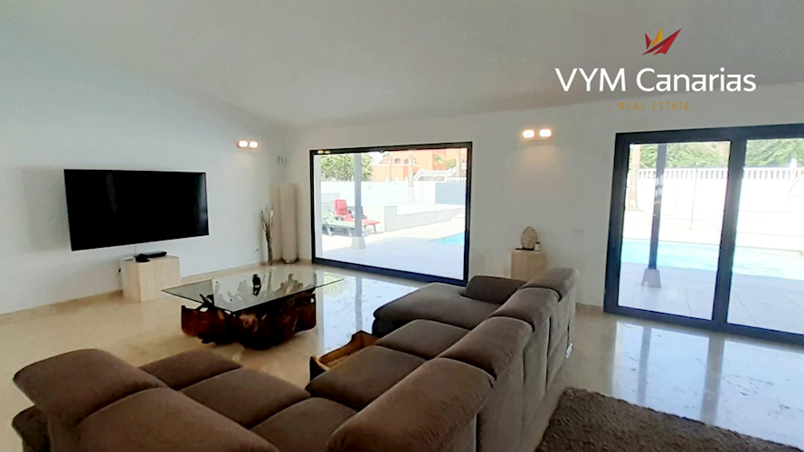 4 bed villa for sale in Golf del Sur