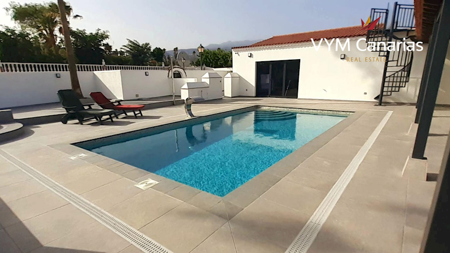 4 bed villa for sale in Golf del Sur