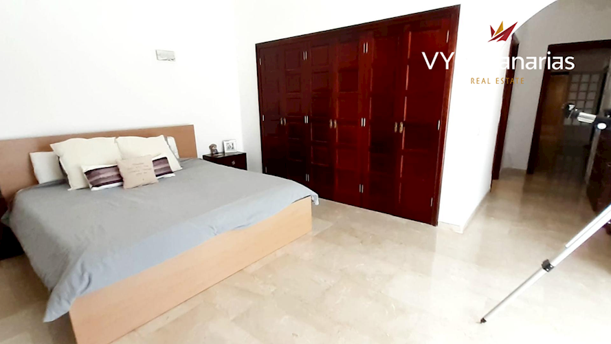 4 bed villa for sale in Golf del Sur