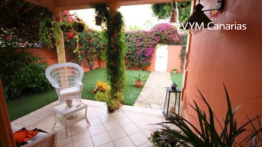 3 bed villa for sale in Balcon del Duque, El Duque
