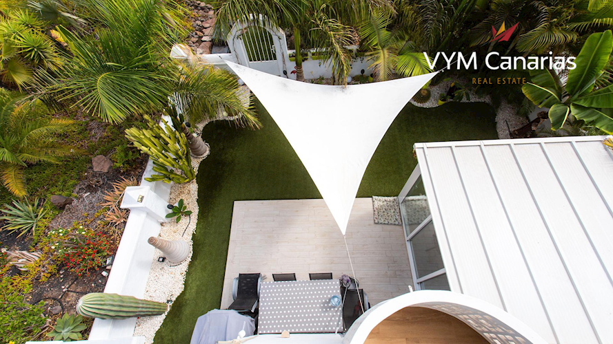 5 bed townhouse for sale in Callao Salvaje