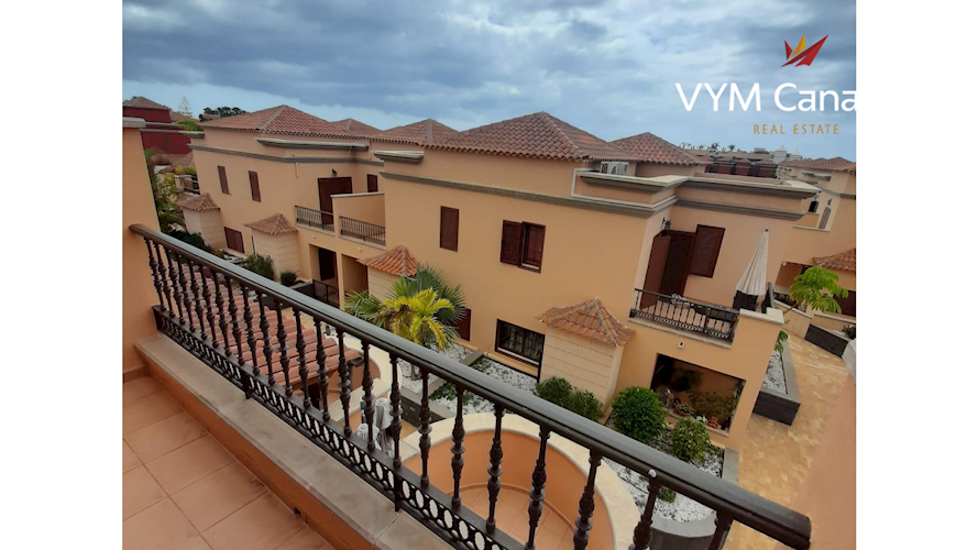 3 bed townhouse for sale in Balcon del Duque, El Duque