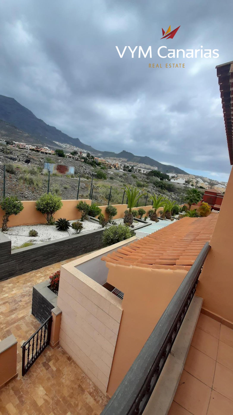 3 bed townhouse for sale in Balcon del Duque, El Duque