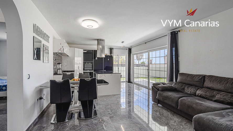 2 bed villa for sale in La Florida