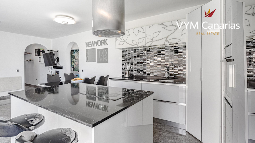 2 bed villa for sale in La Florida