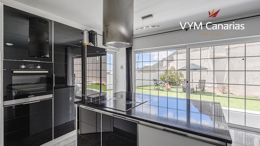 2 bed villa for sale in La Florida