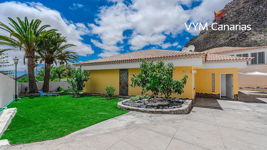 2 bed villa for sale in La Florida