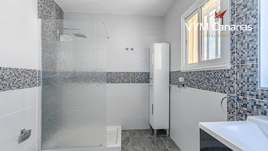 2 bed villa for sale in La Florida