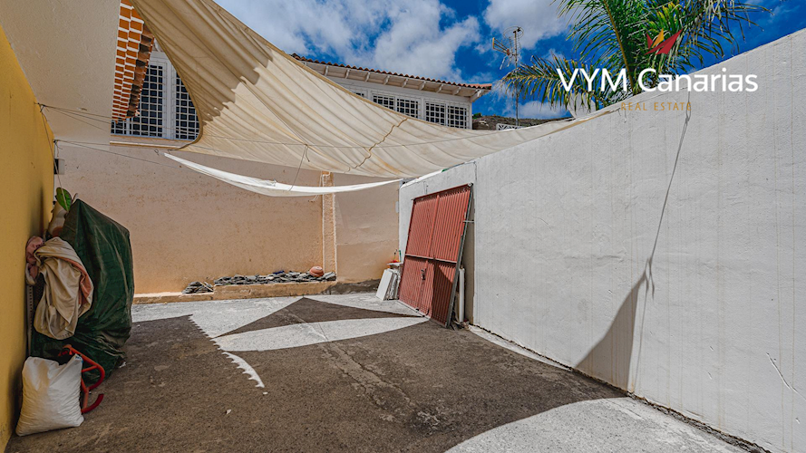 2 bed villa for sale in La Florida