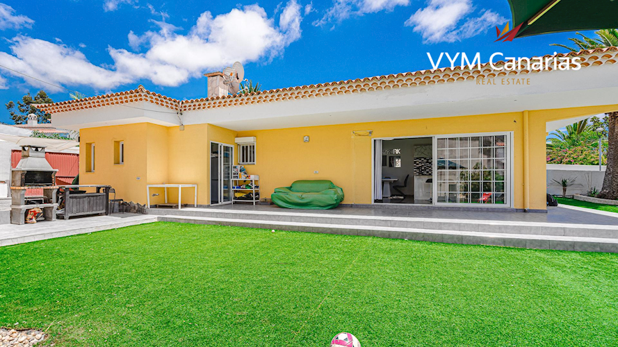 2 bed villa for sale in La Florida